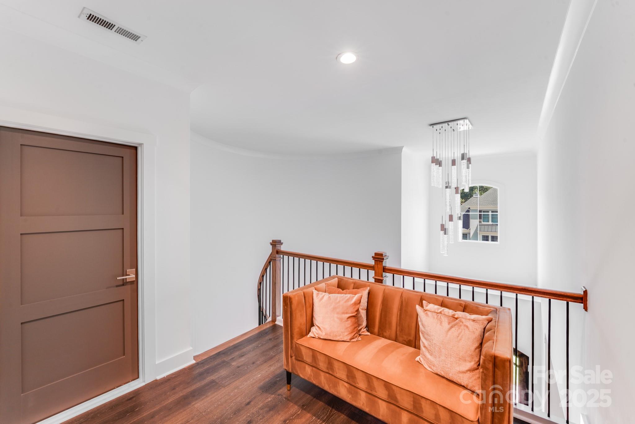 Greyson - Residential