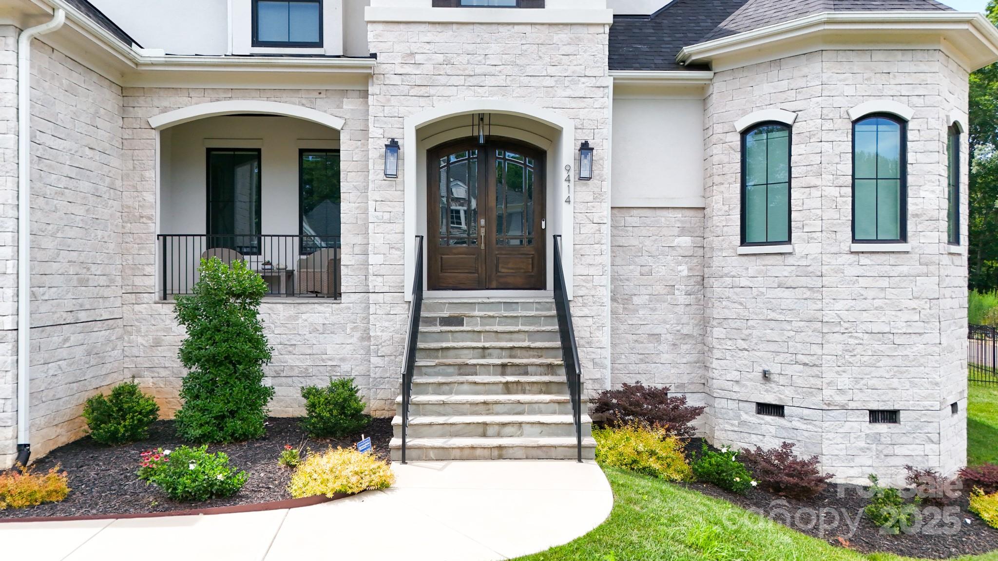 9414 Greyson Ridge Drive 3