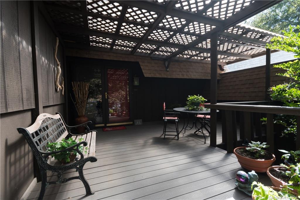 Tega Cay - Residential