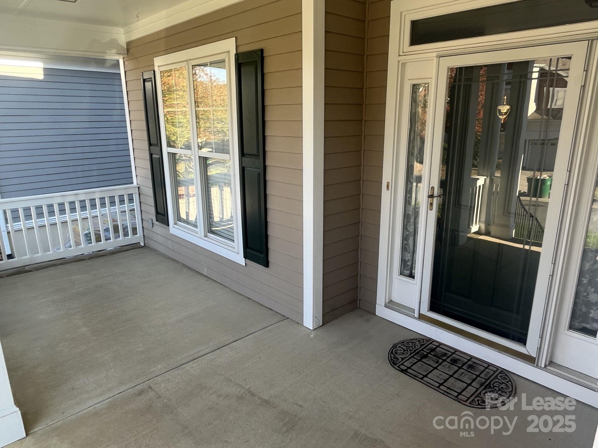 3044 Parker Green Trail