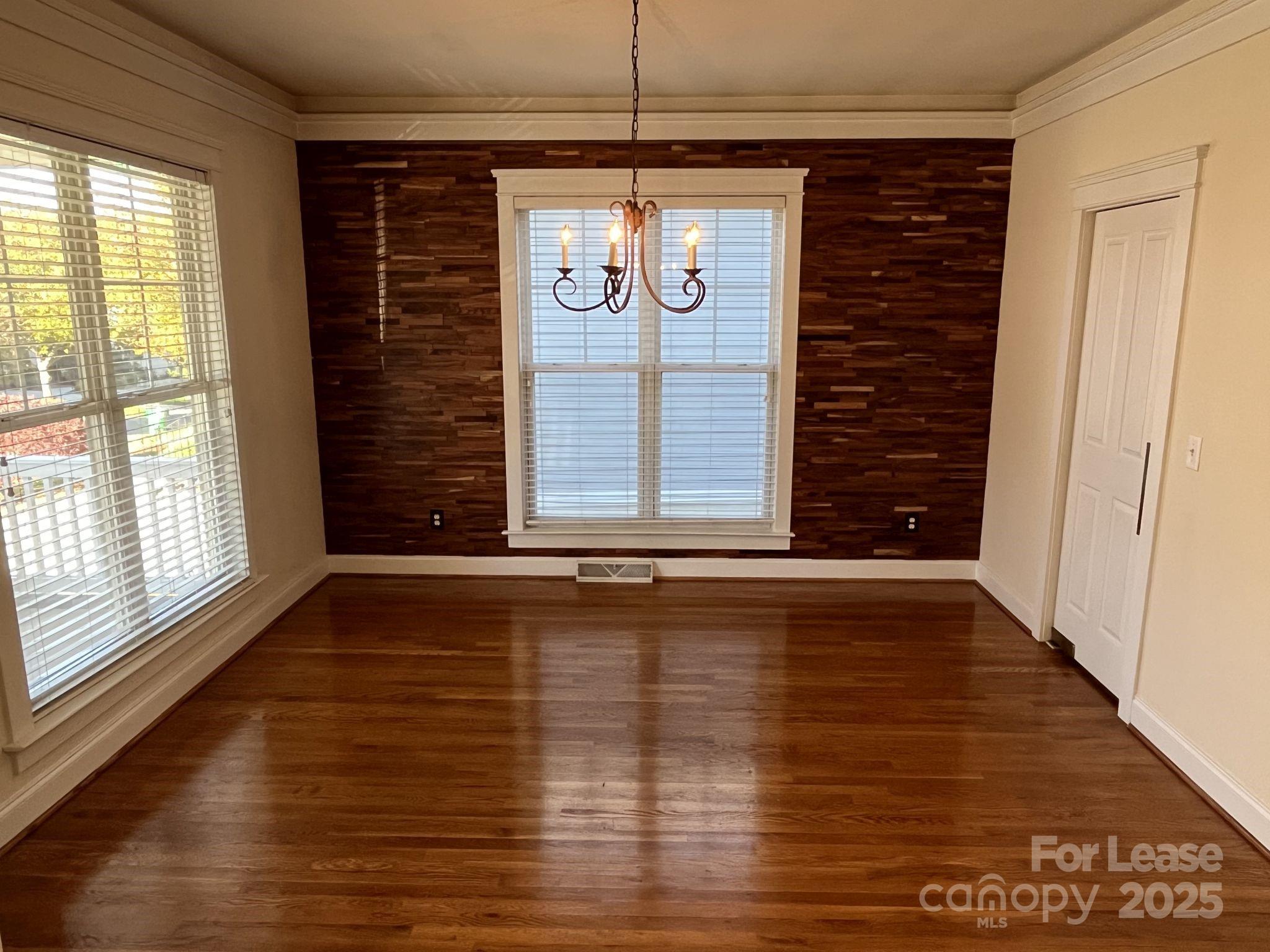 3044 Parker Green Trail