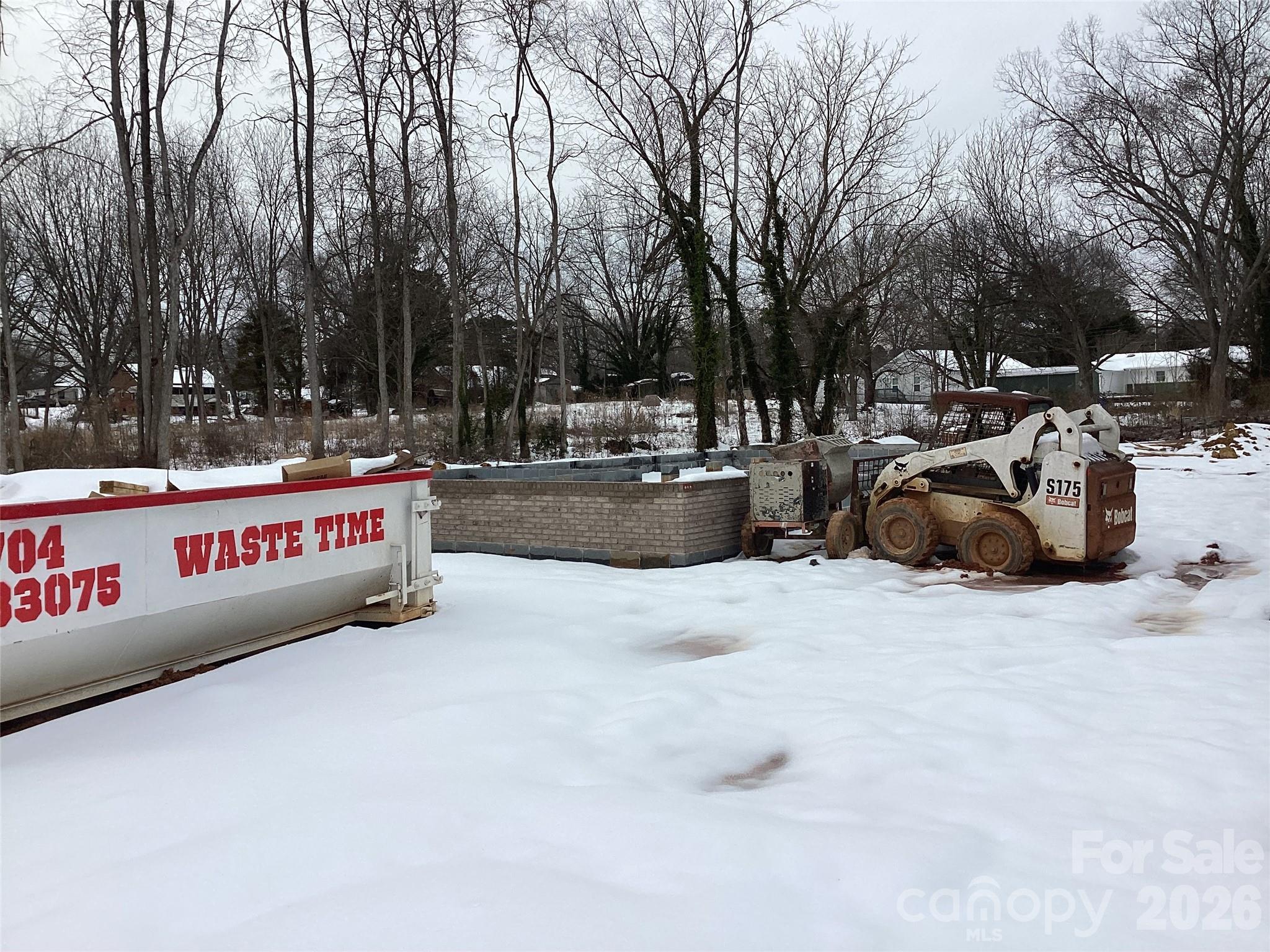 2530 S Jake Alexander Boulevard S 1