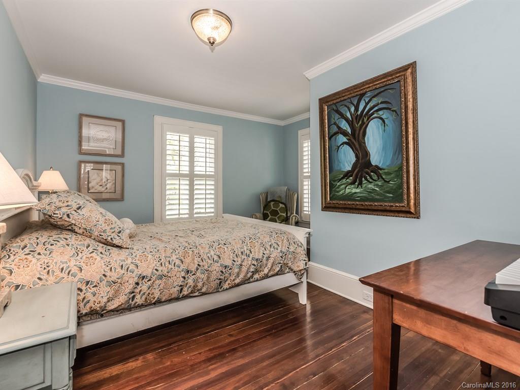 Wesley Heights - Residential Lease