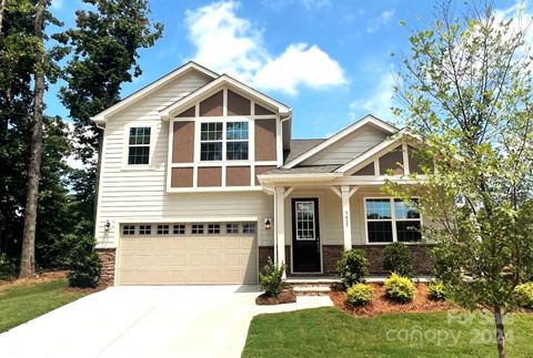 A home in Huntersville