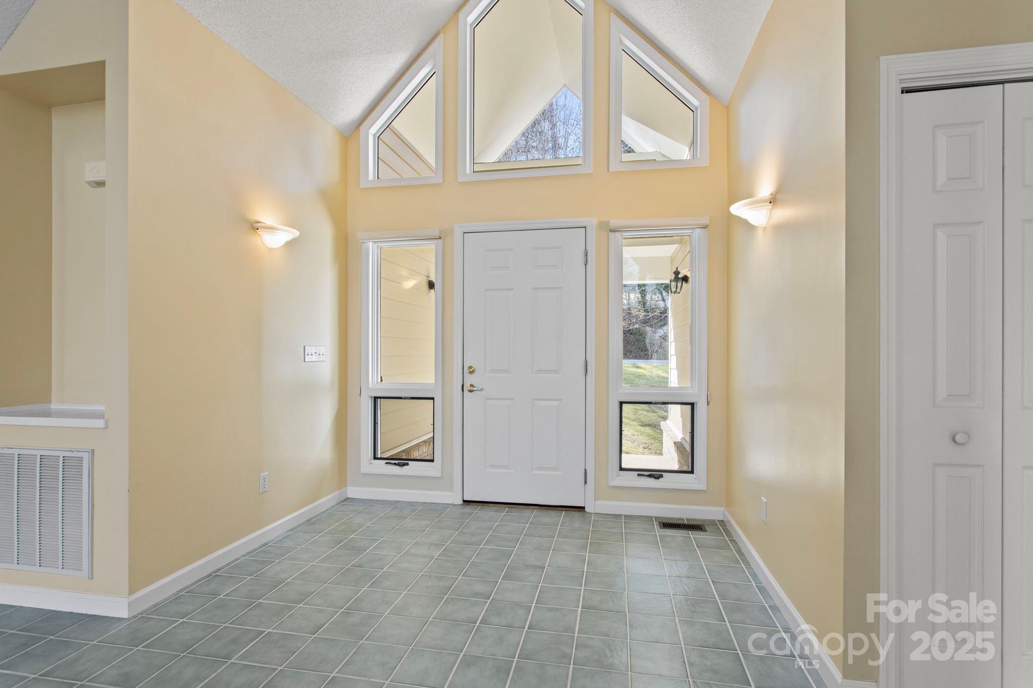 514 Cobblestone Lane