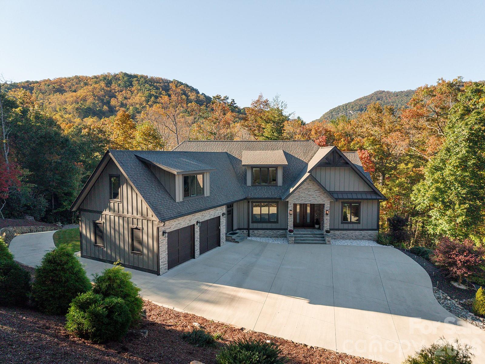 8 Lakeview Drive