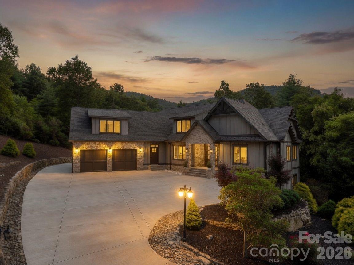 8 Lakeview Drive