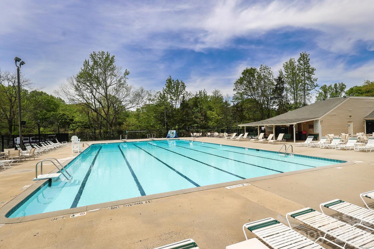 Candlewyck - Residential