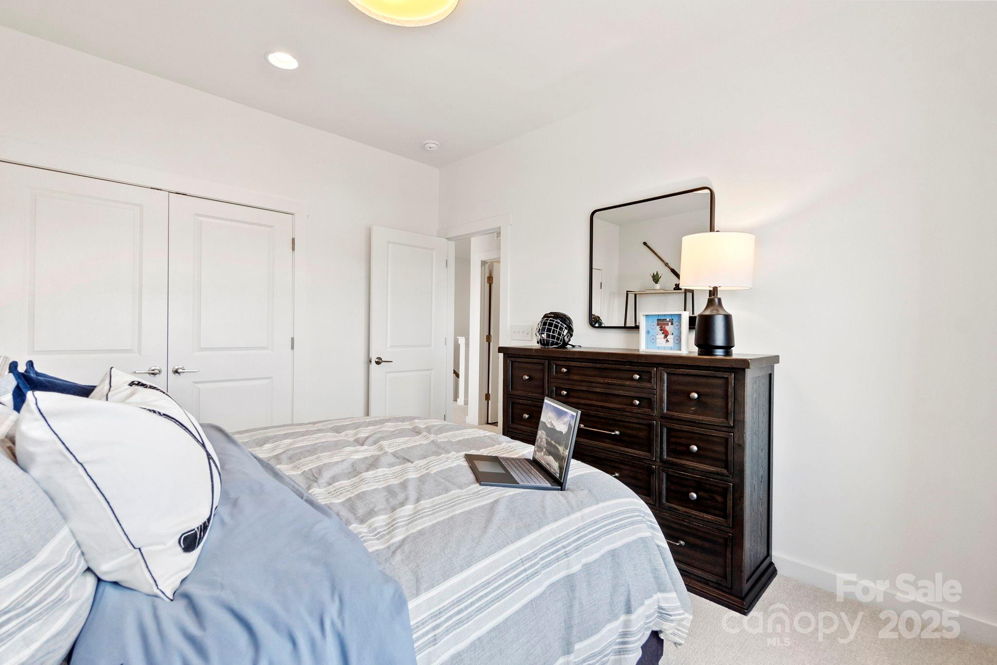 The Estates at Sugar Creek - Residential