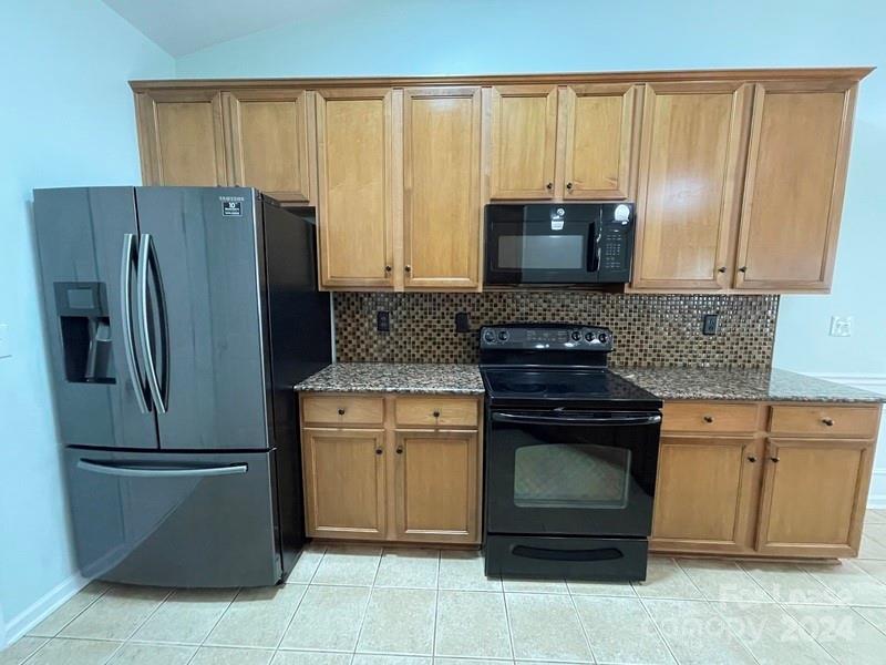 Highland Creek - Residential Lease