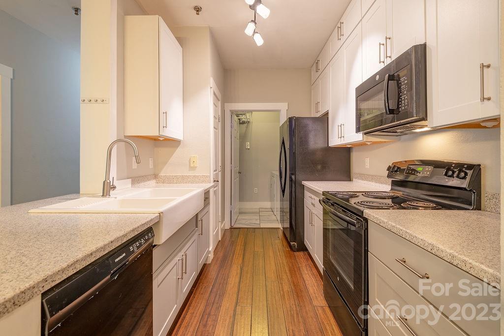 Seasons At Biltmore Lake - Residential