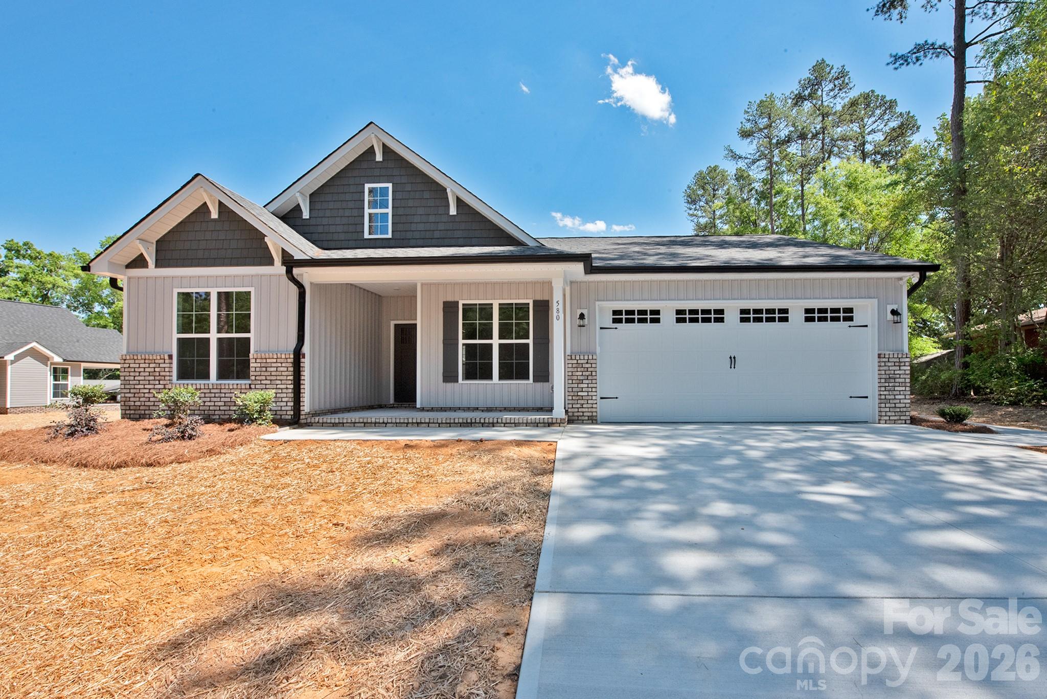 580 Wilhelm Place NE