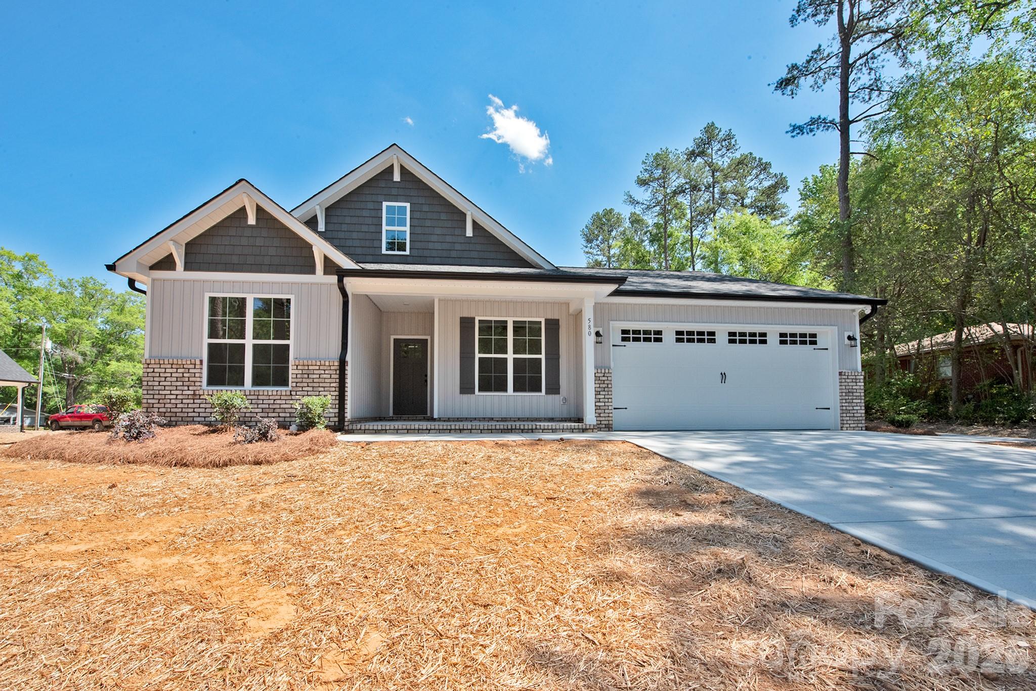 580 Wilhelm Place NE