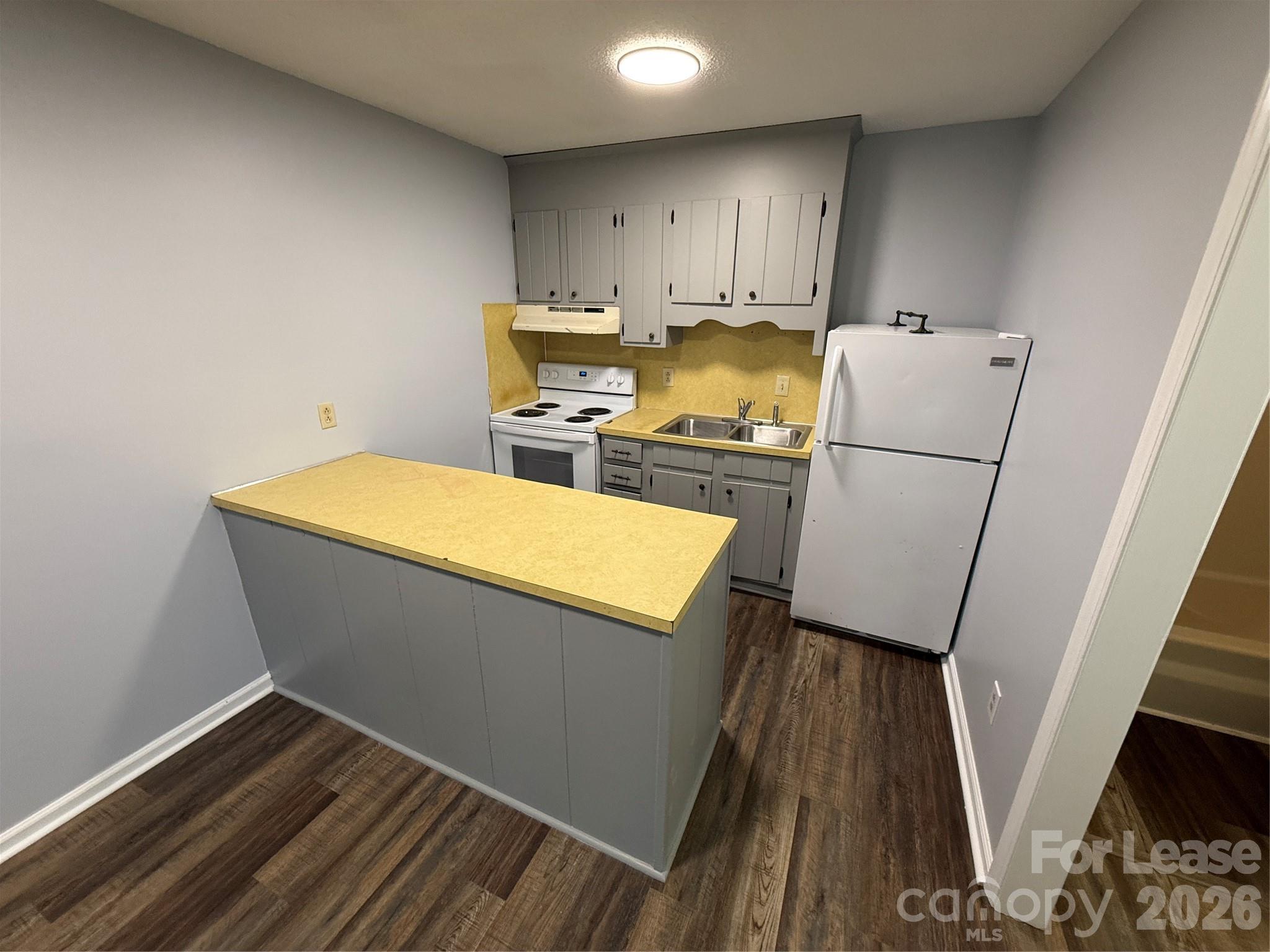 435 3rd Avenue Drive SE