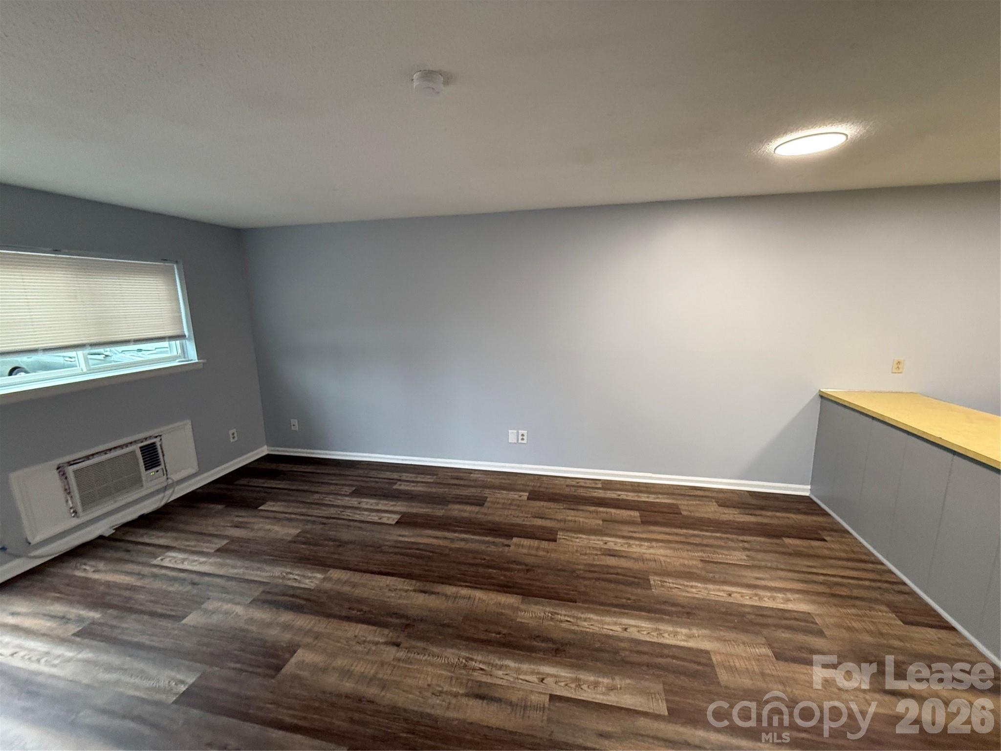 435 3rd Avenue Drive SE