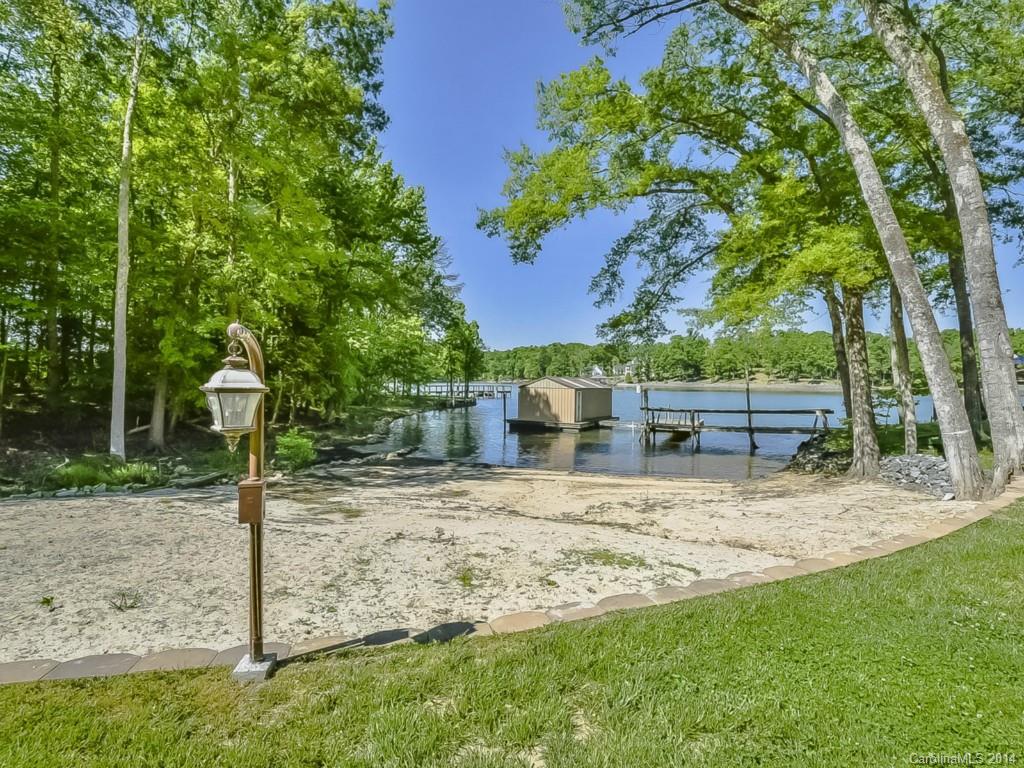 Mallard Pointe - Residential