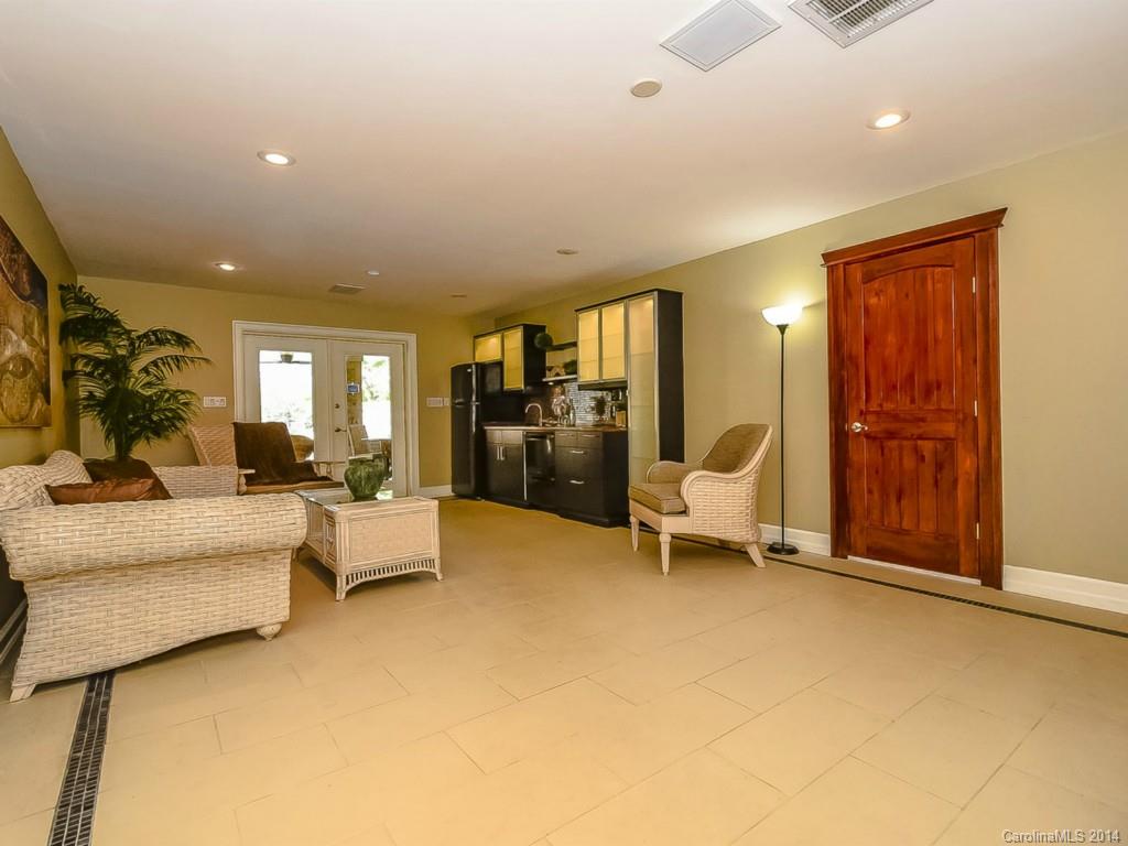 Mallard Pointe - Residential