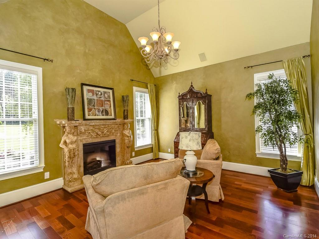 Mallard Pointe - Residential