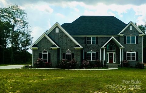 Photo of 1556 Diggs Road, Wadesboro, NC 28170 (MLS # 4320315)