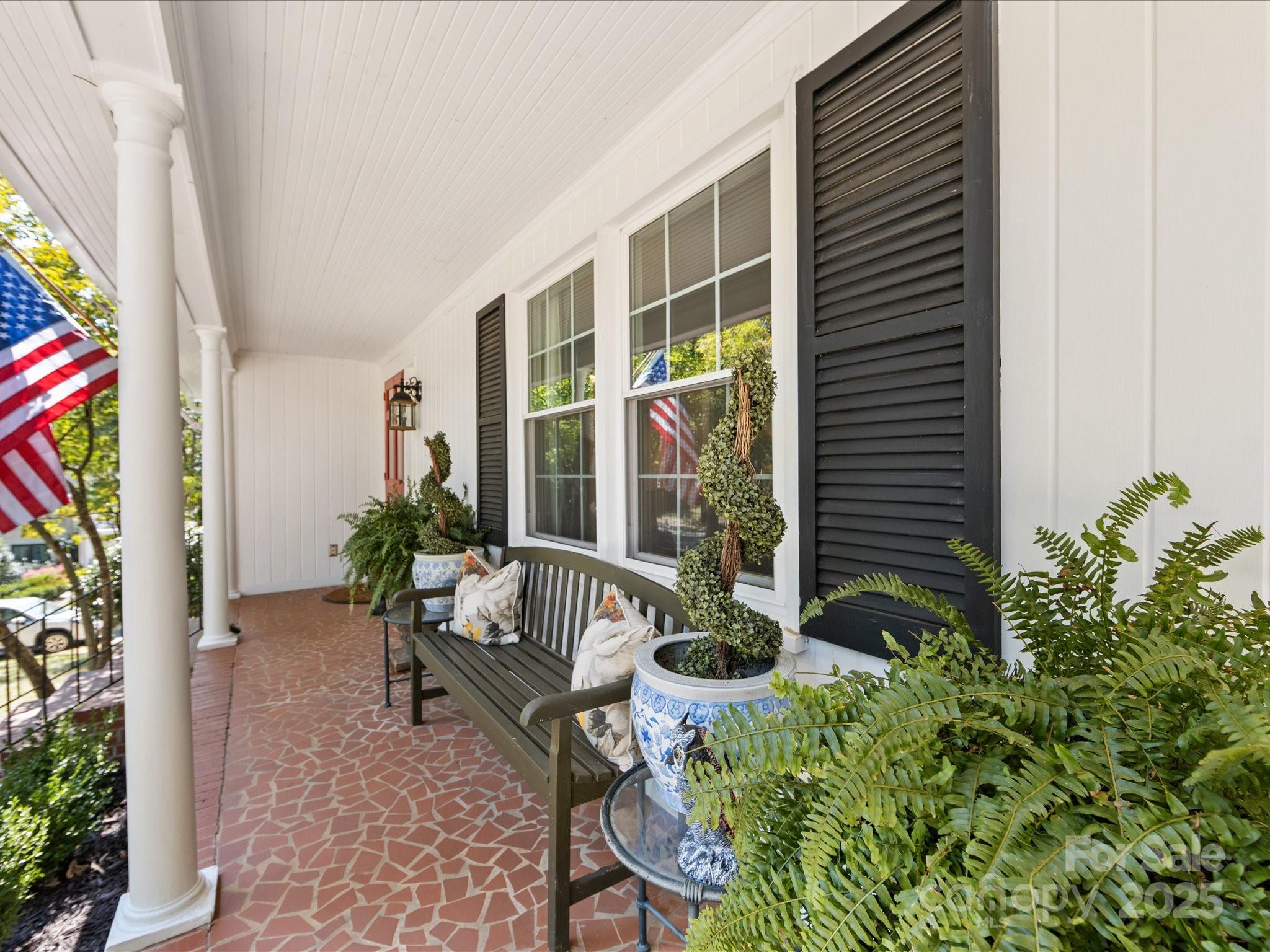 338 Whitestone Road