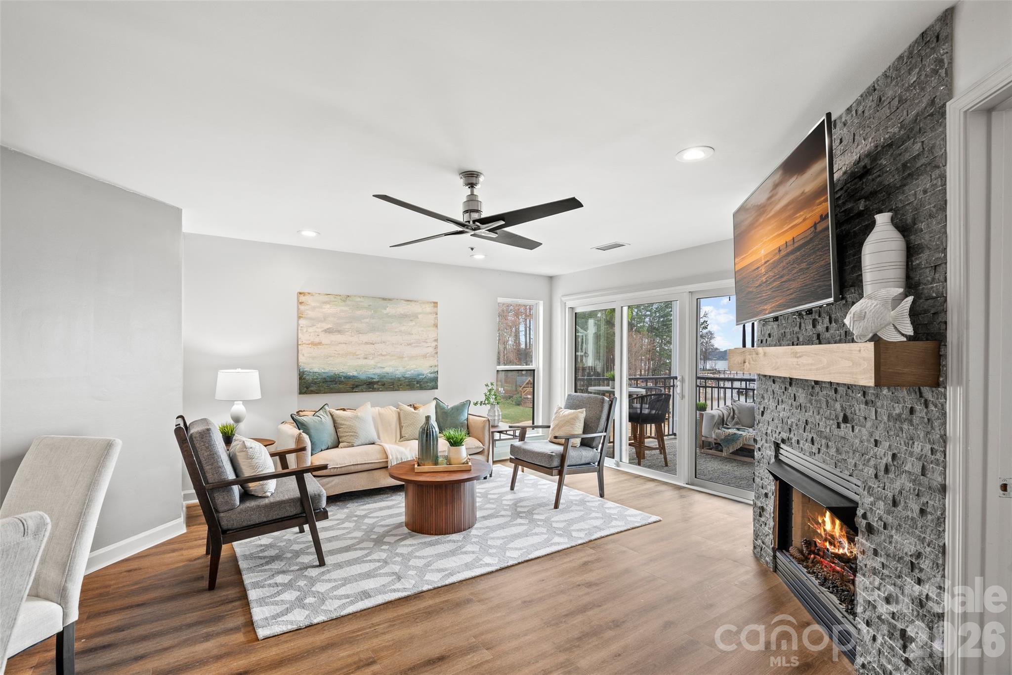 17811 Half Moon Lane E