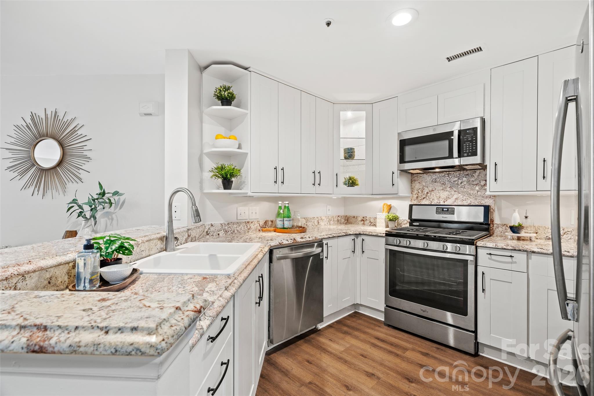 17811 Half Moon Lane E