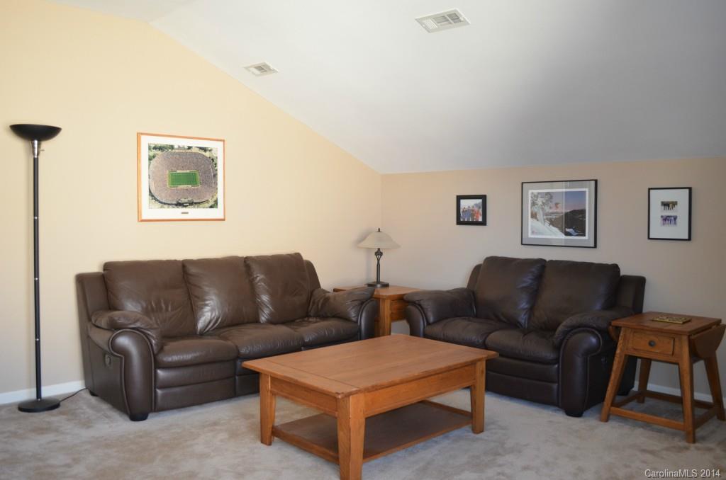 Reserve at Gold Hill - Residential