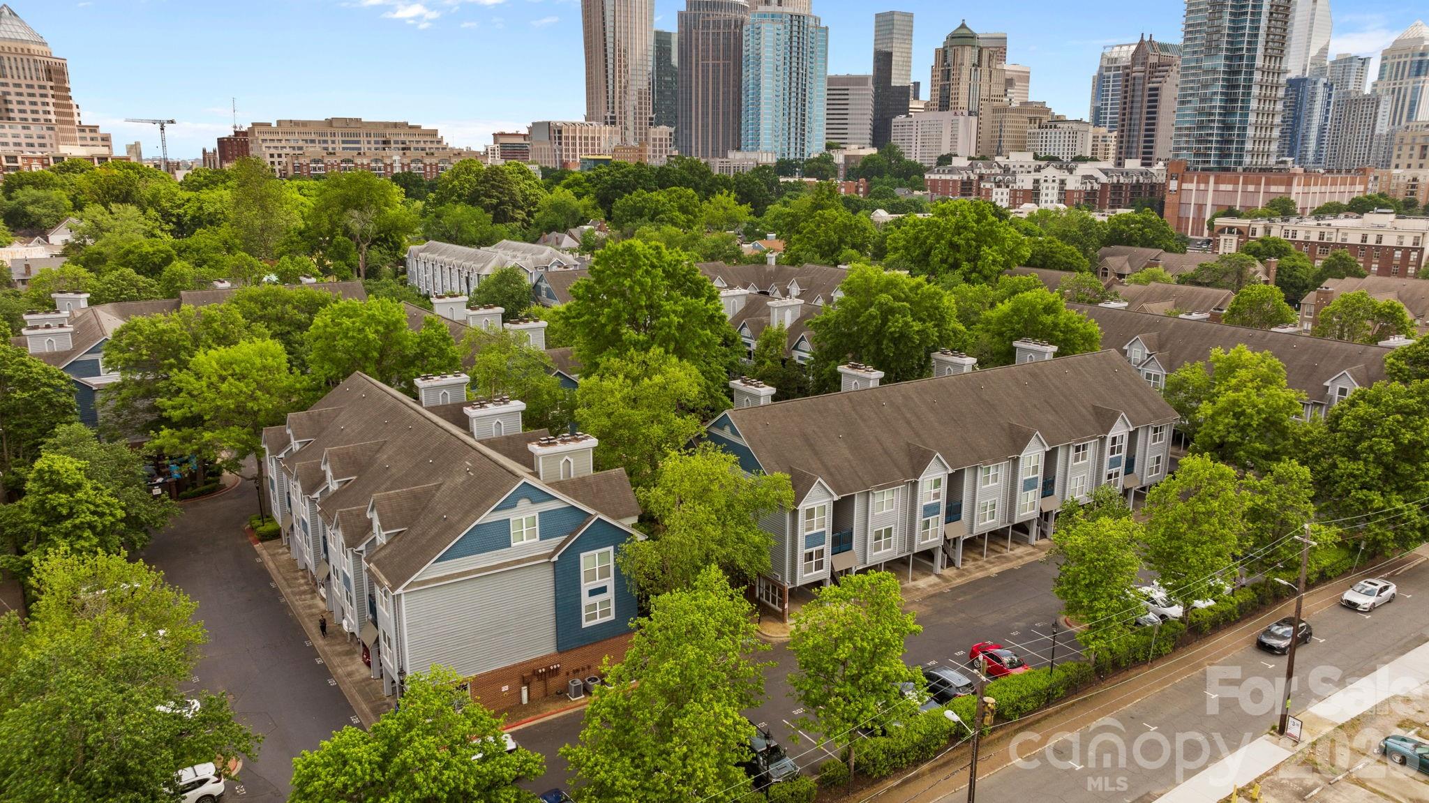 The Fourth Ward Square - Residential