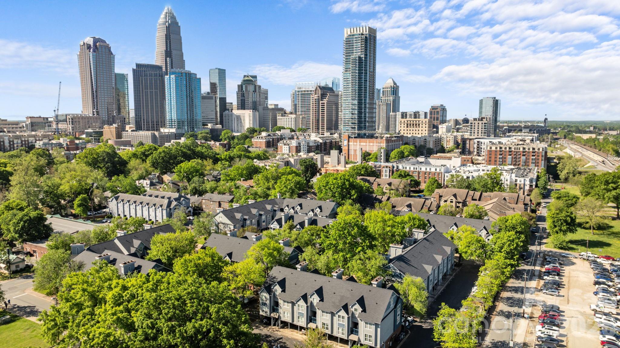 The Fourth Ward Square - Residential