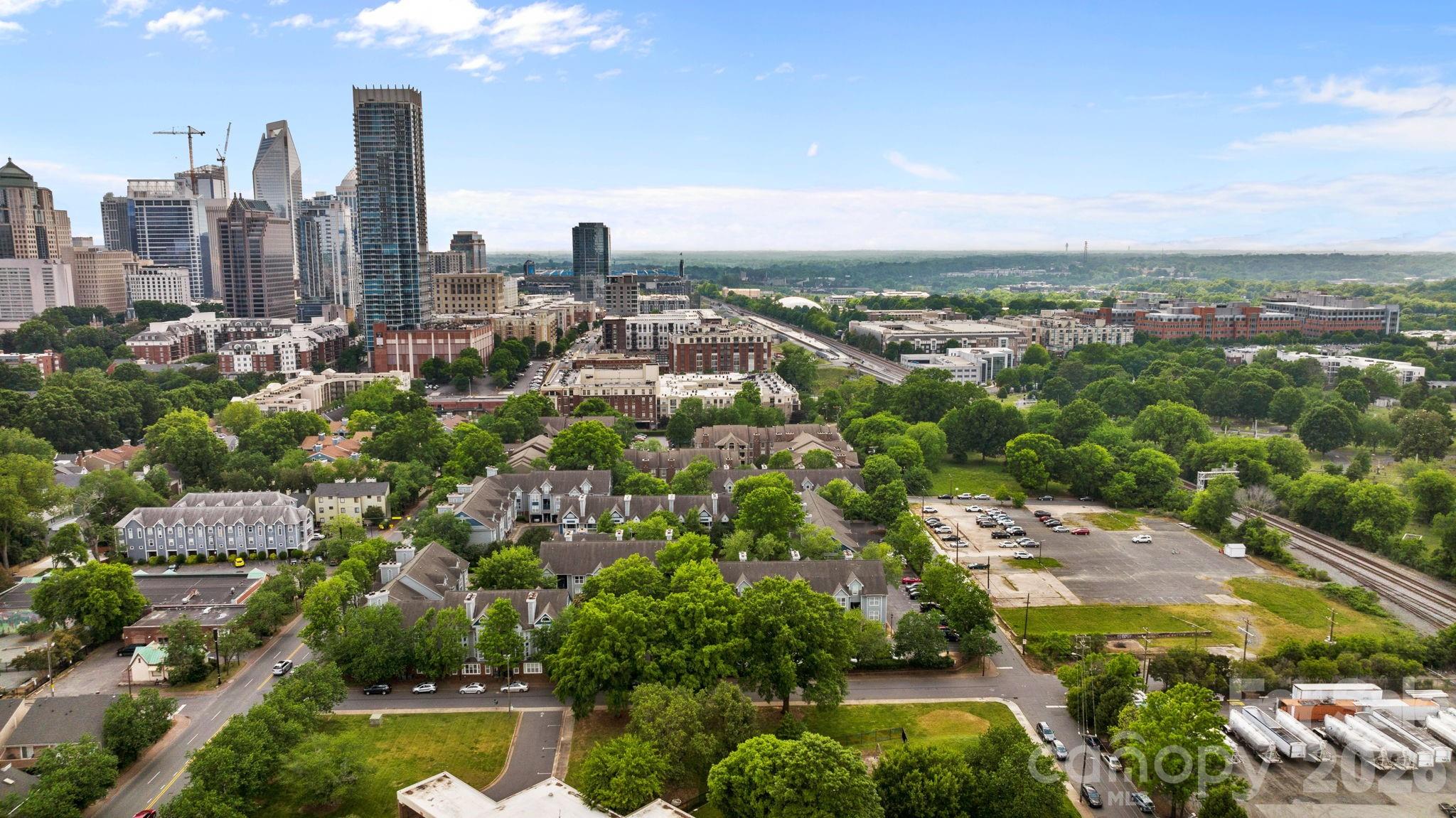 The Fourth Ward Square - Residential