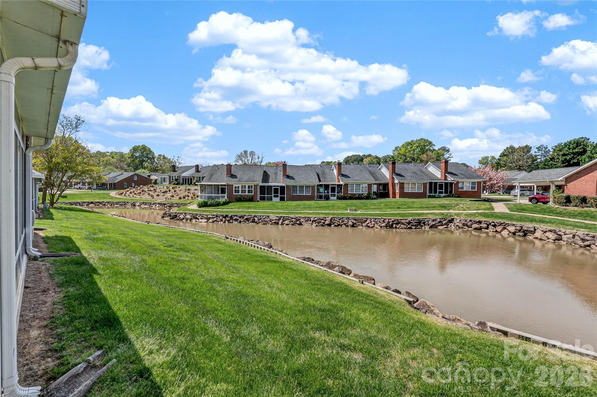 Twin Oaks - Residential