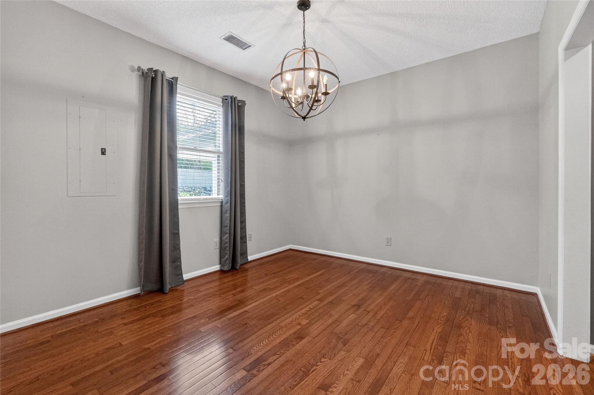 Twin Oaks - Residential