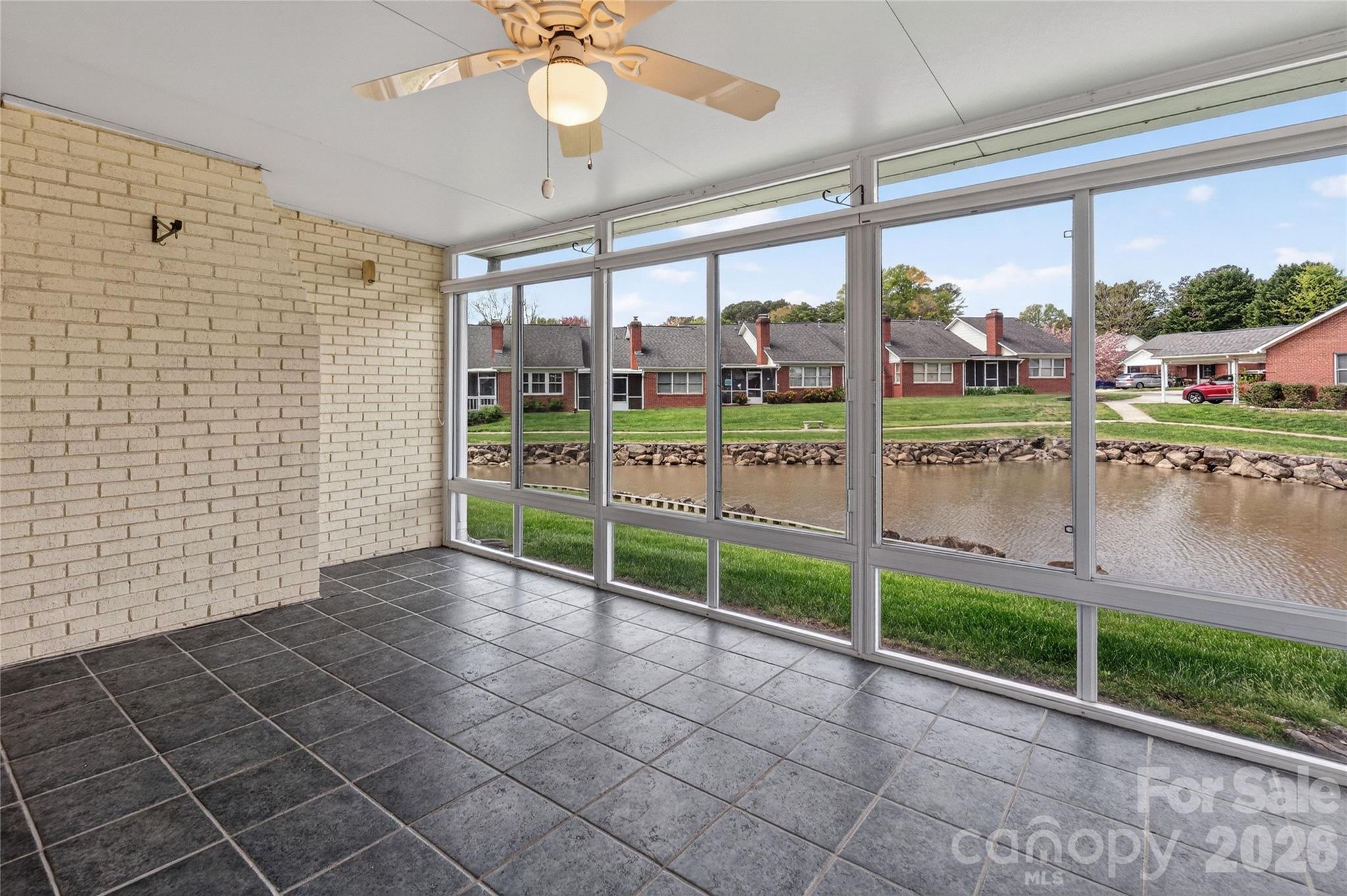 Twin Oaks - Residential