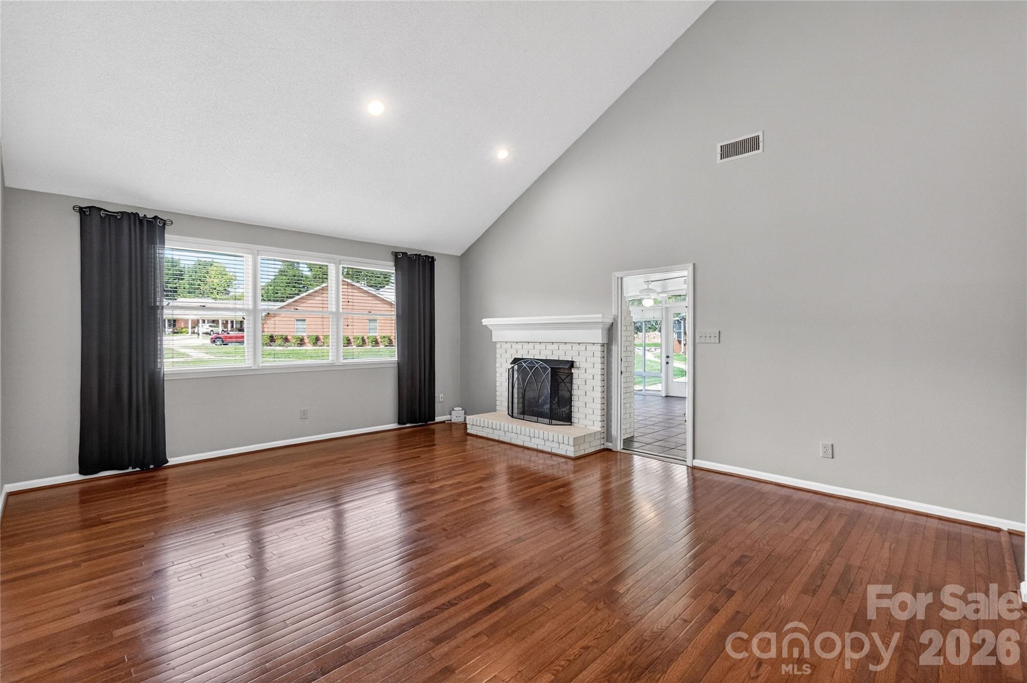 Twin Oaks - Residential