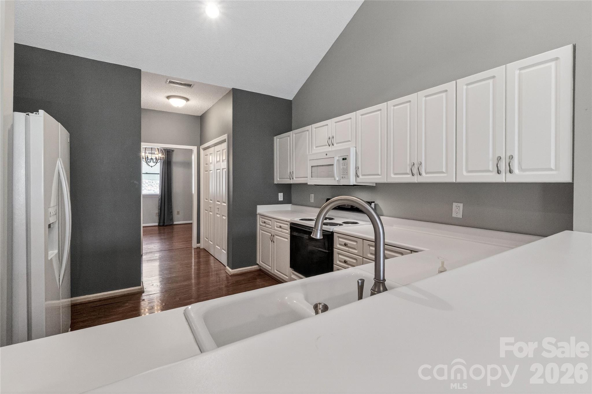 Twin Oaks - Residential