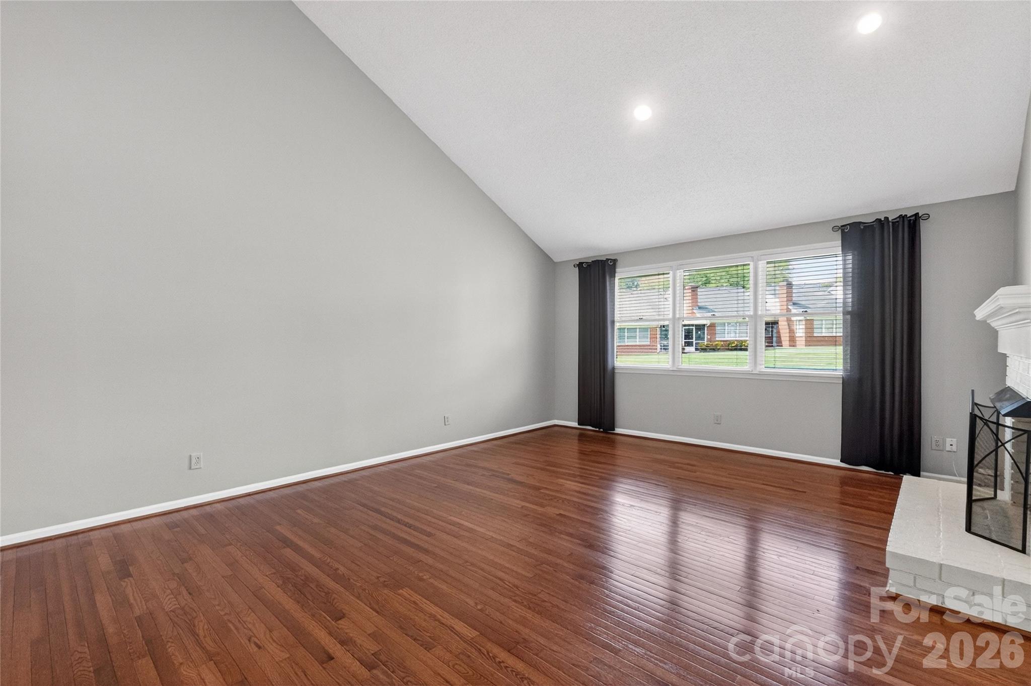 Twin Oaks - Residential