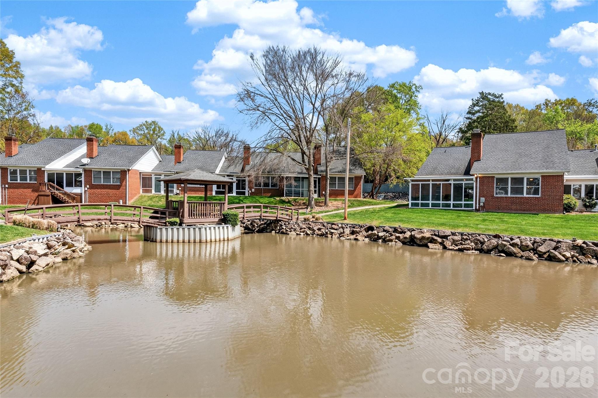 Twin Oaks - Residential