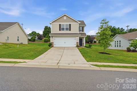 Photo of 467 Belcaro Drive, Kings Mountain, NC 28086 (MLS # 4392298)