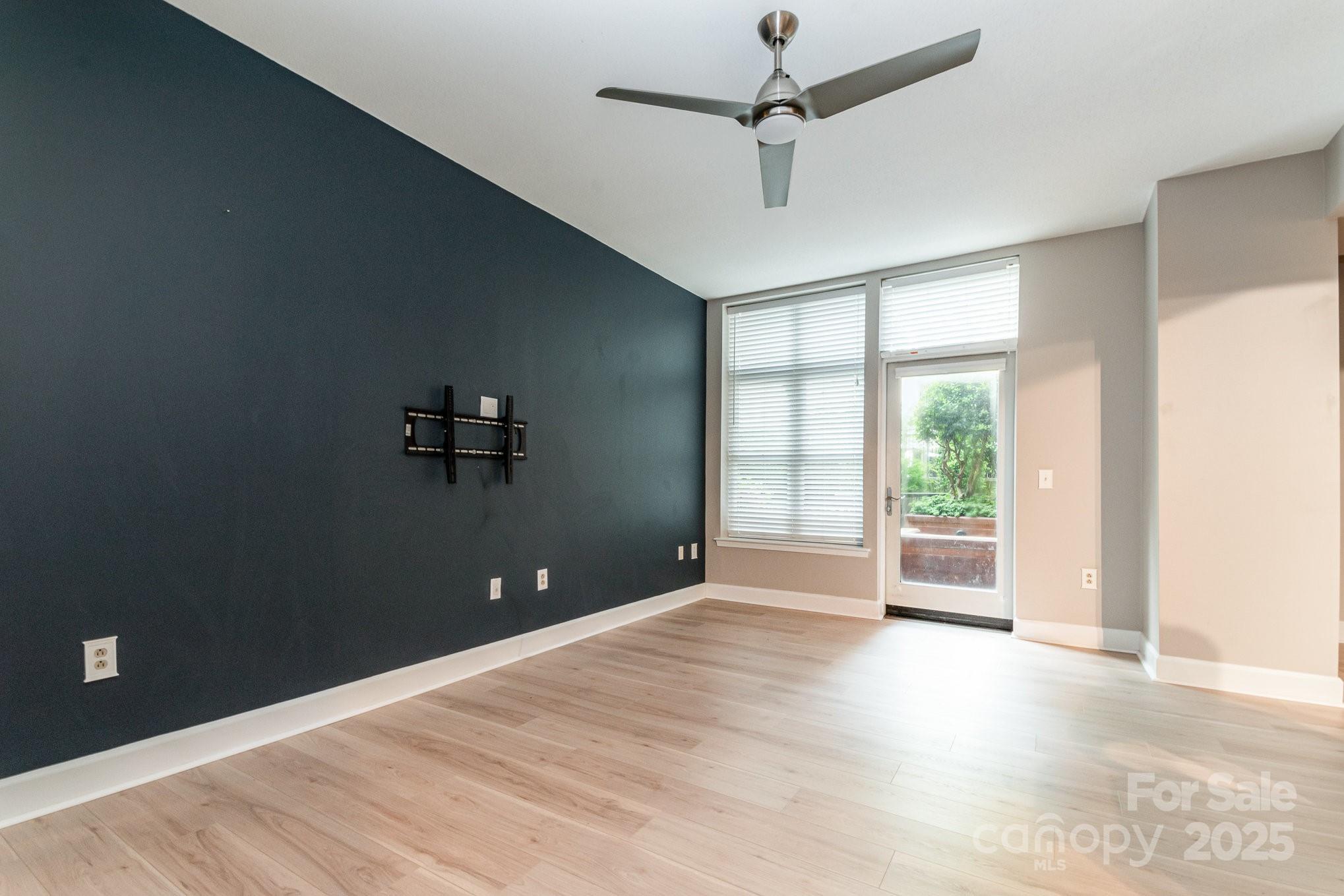 1320 Fillmore Avenue 112