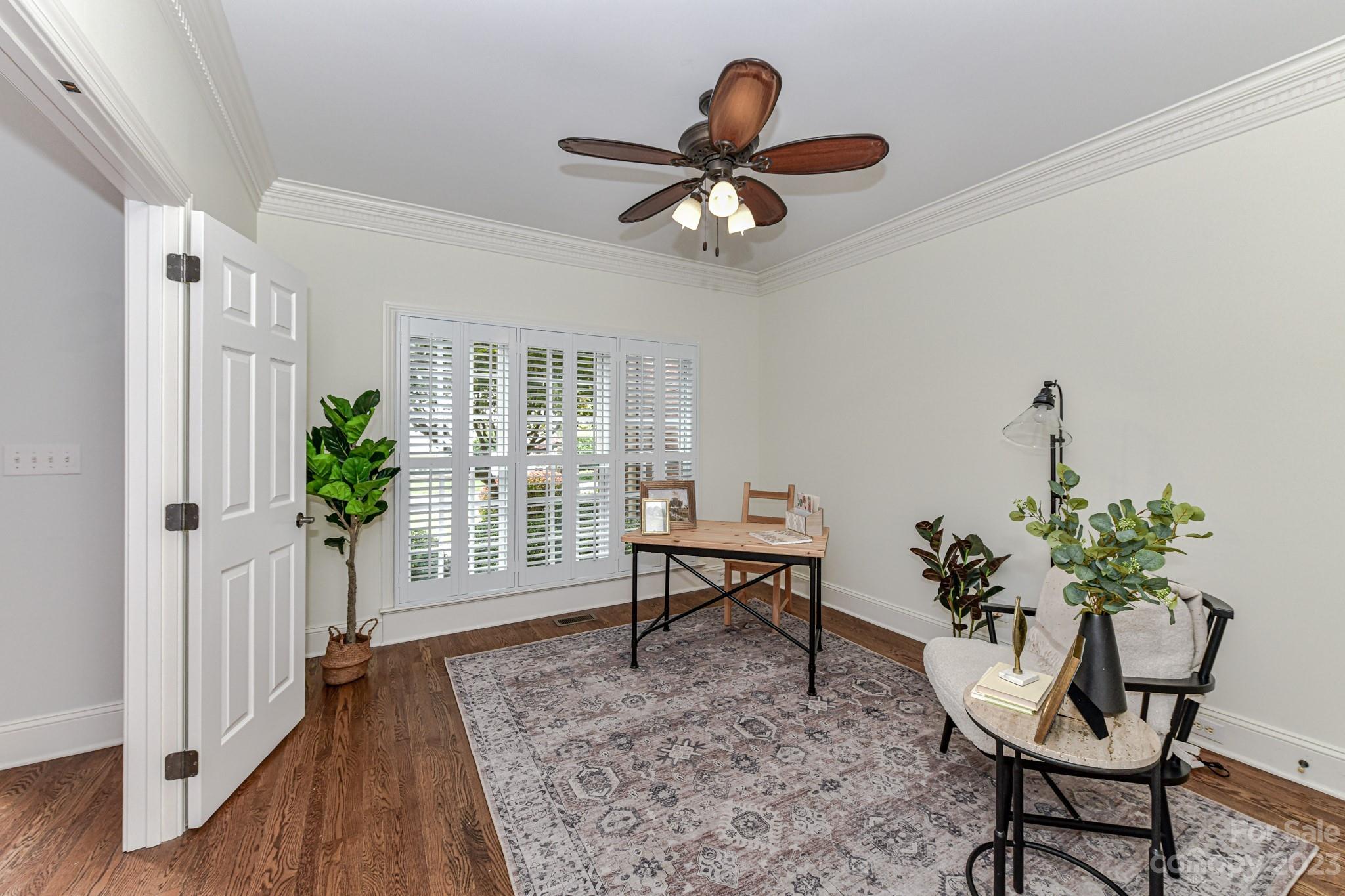 The Peninsula - Residential