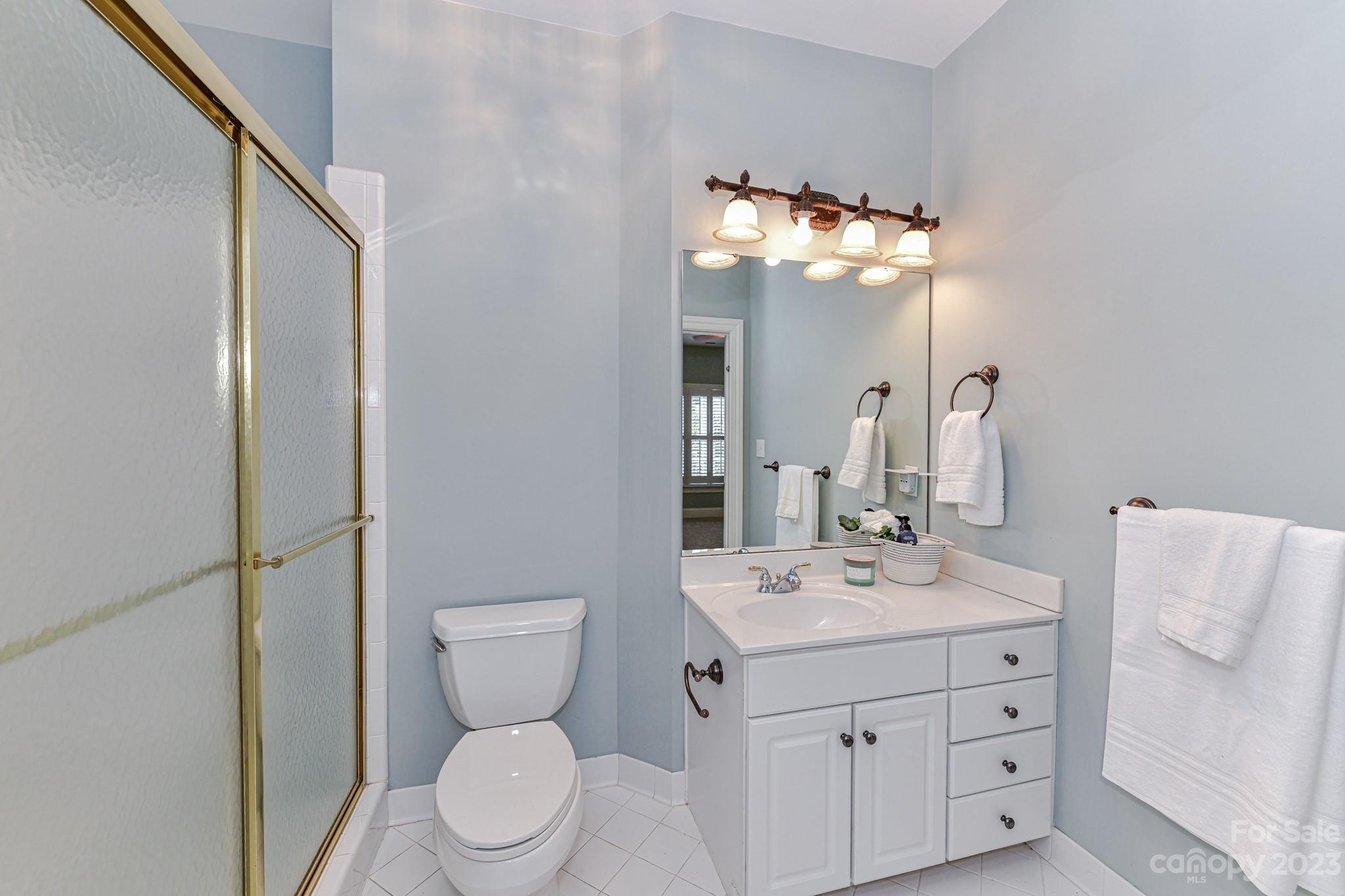 The Peninsula - Residential