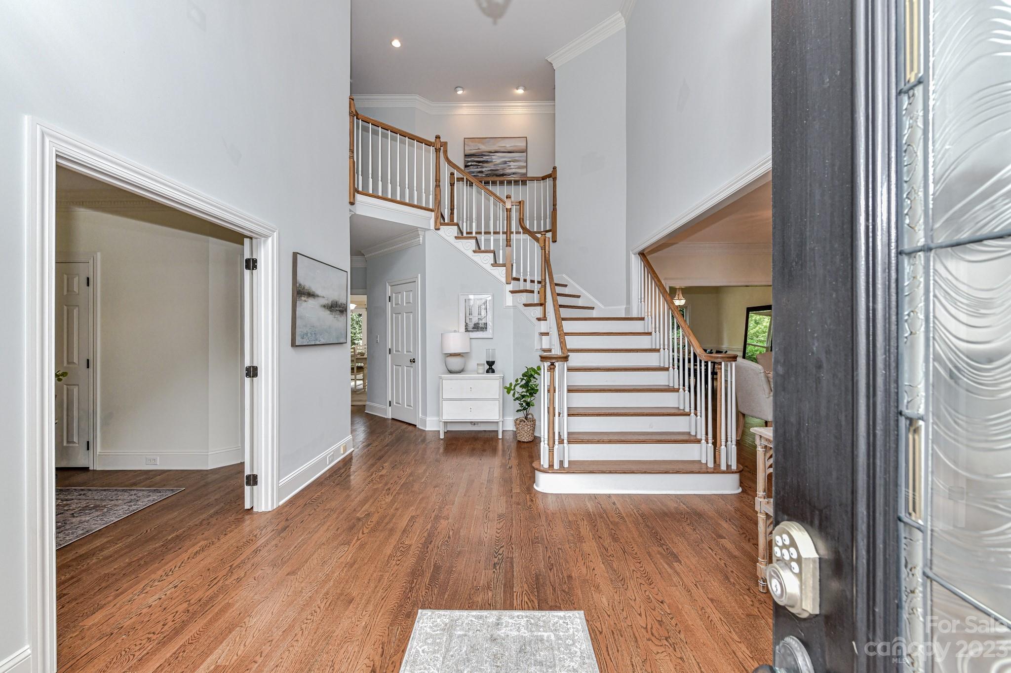 The Peninsula - Residential