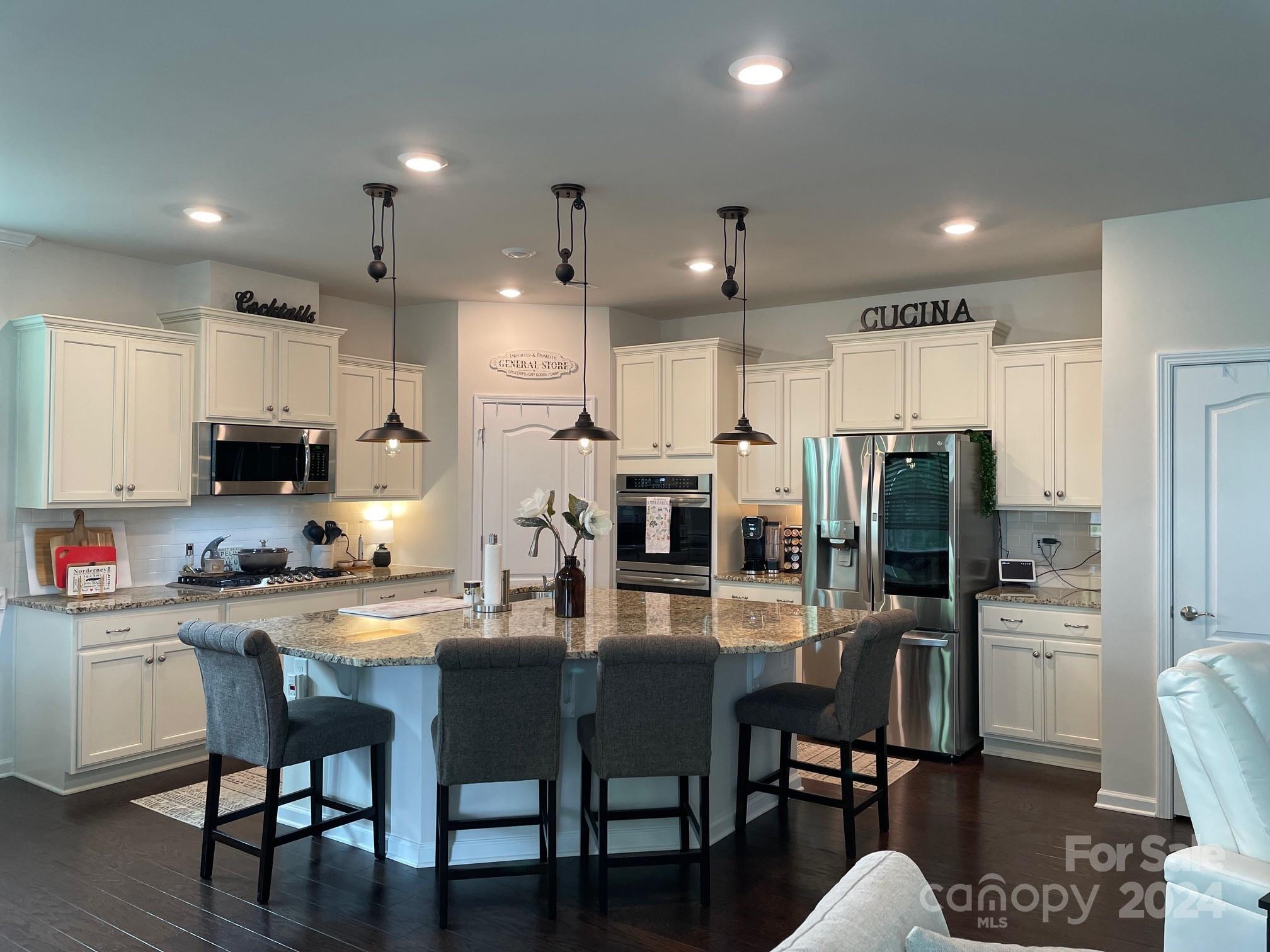 Tree Tops - Residential