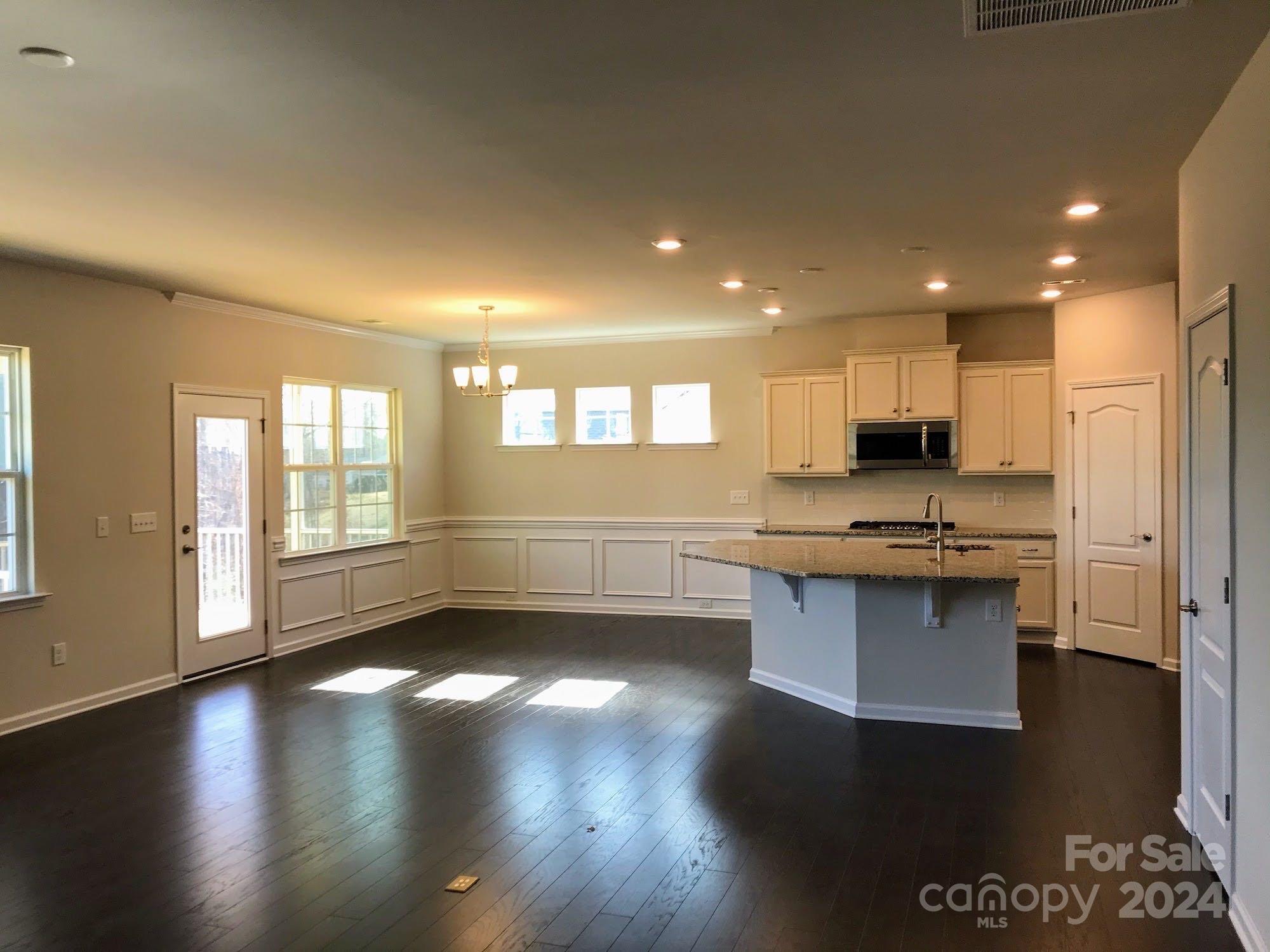 Tree Tops - Residential