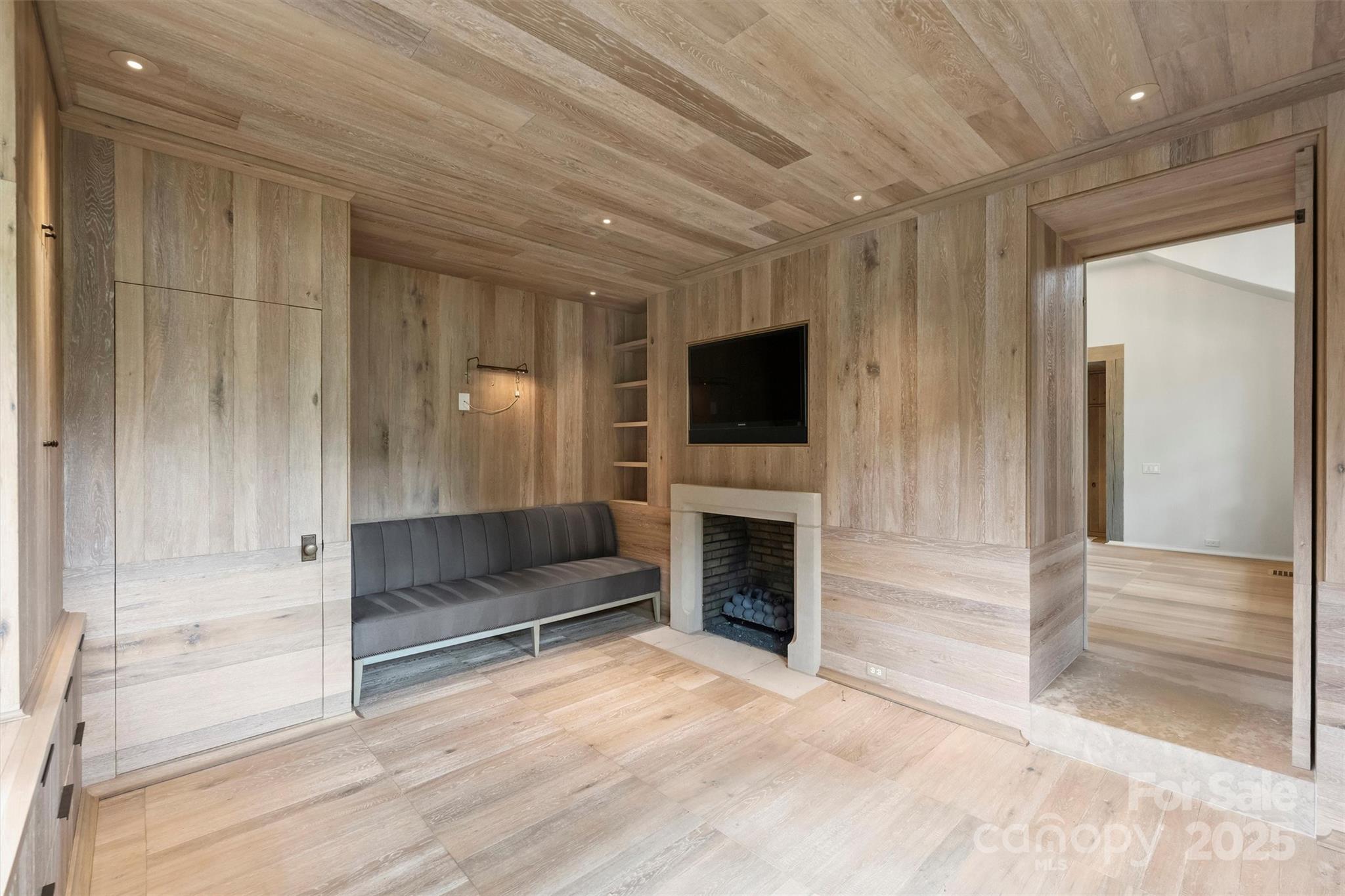 Foxcroft - Residential