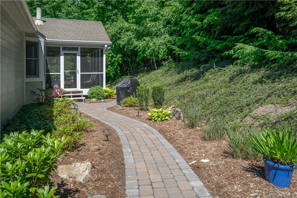 Hawthorn Hills - Residential