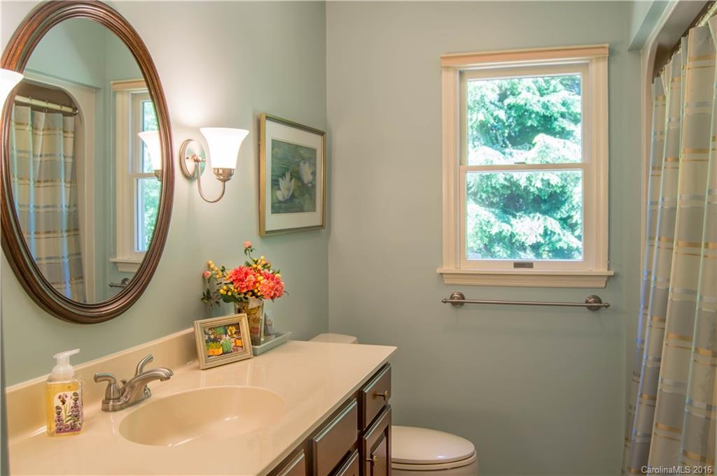 Hawthorn Hills - Residential