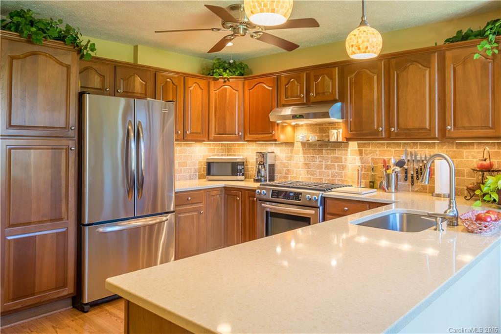 Hawthorn Hills - Residential