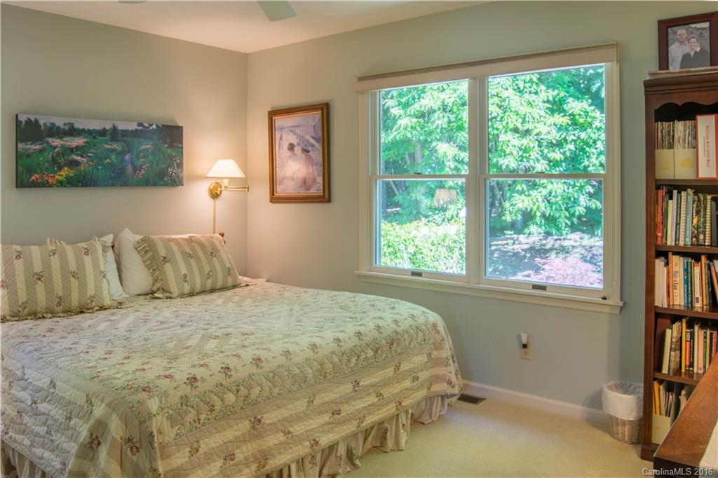 Hawthorn Hills - Residential