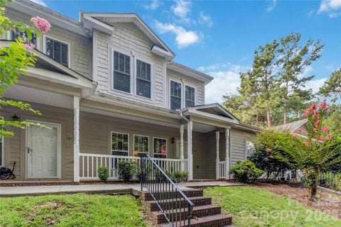Photo of 105 Putter Place, Mooresville, NC 28115 (MLS # 4417071)